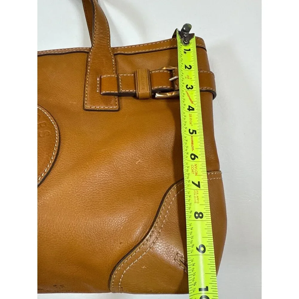 Michael Kors Vintage Tan Leather Millbrook Tote, flaw on bottom - Picture 4 of 9